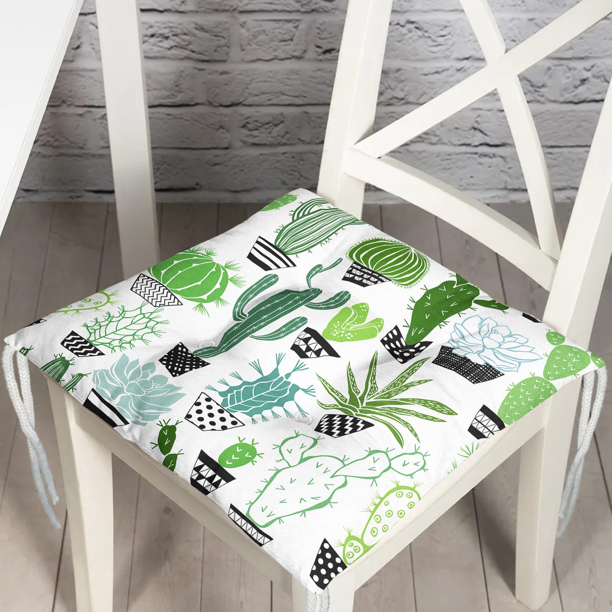 Beyaz Zemin Üzerinde Yeşil Kaktüs Desenli Dijital Baskılı Modern Pofuduk Sandalye Minderi Realhomes