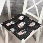 Siyah Zemin Üzerinde Kaktüs Desenli Dijital Baskılı Modern Pofuduk Sandalye Minderi Realhomes