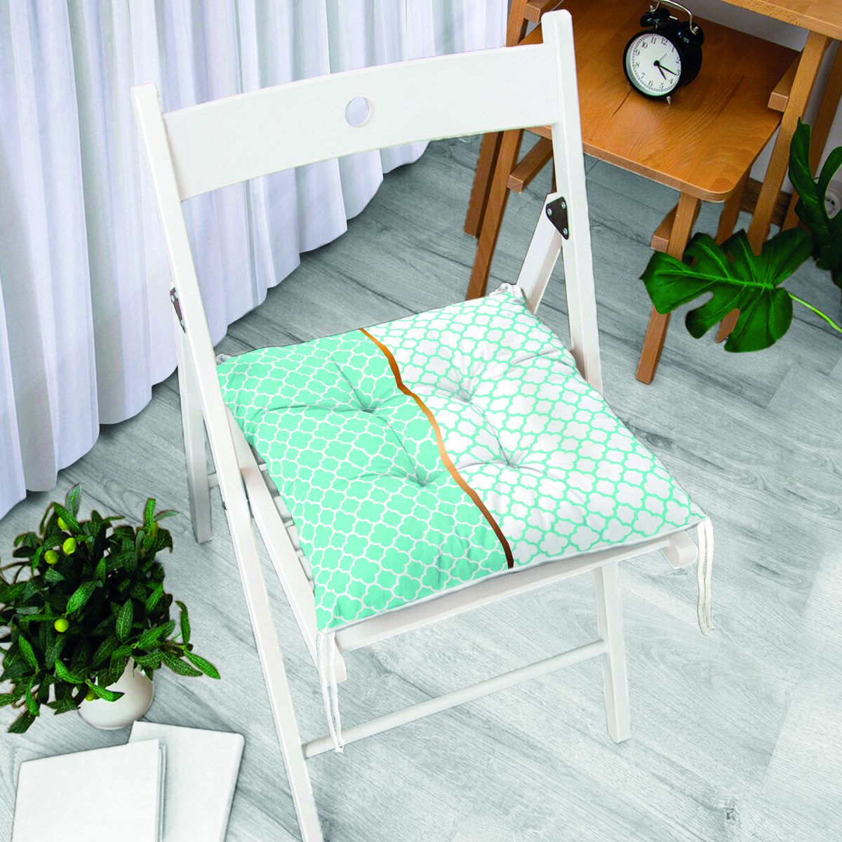 Mint Yeşili & Beyaz Ogea Desenli Dijital Baskılı Modern Pofuduk Sandalye Minderi Realhomes
