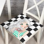 - Pofi-9302-Gorsel - Realhomes Dama Zeminli Fotoğraf Çeken Kız Tasarımlı Dijital Baskılı Modern Pofuduk Sandalye Minderi Realhomes