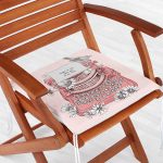 - Frm-10141-Antika-Daktilo-Motifli-Dijital-Baskili-Fermuarli-Sandalye-Minderi-1 - Realhomes Antika Daktilo Motifli Dijital Baskılı Fermuarlı Sandalye Minderi Realhomes