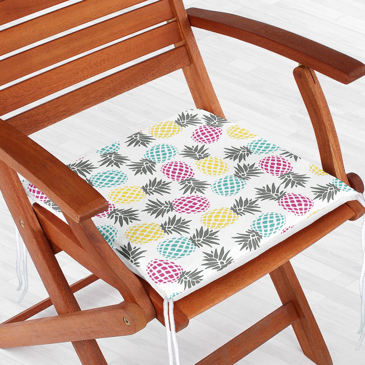 Renkli Ananas Desenli Dijital Baskılı Fermuarlı Sandalye Minderi Realhomes