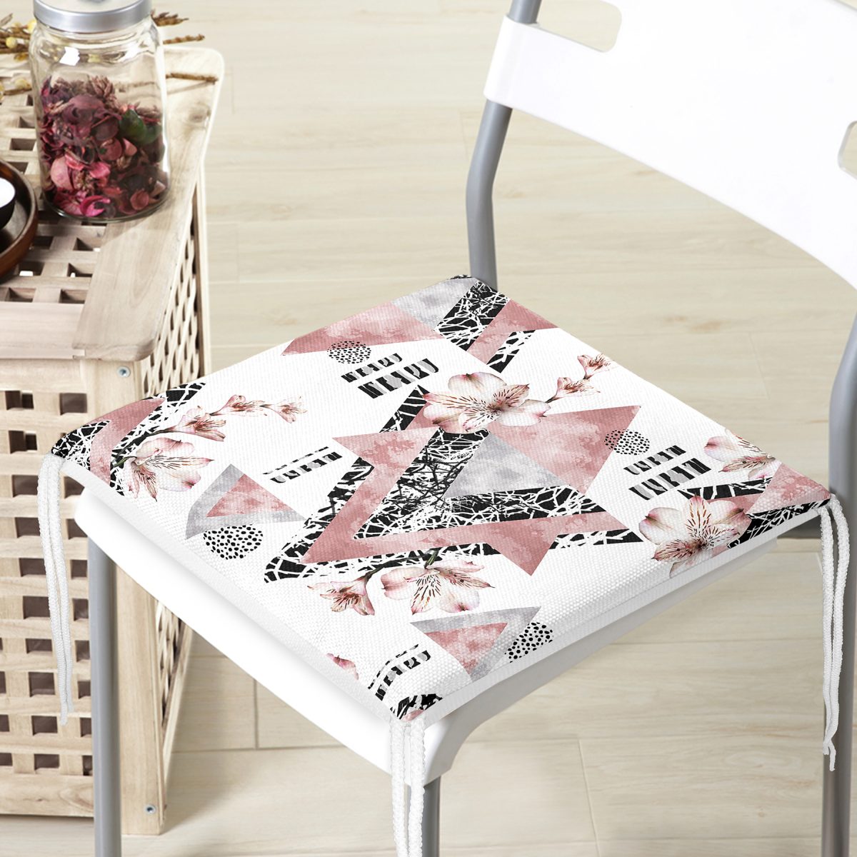 Geometrik Desenli Çiçekli Dijital Baskılı Fermuarlı Sandalye Minderi Realhomes