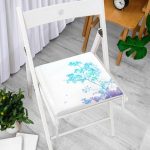 - Frm-212-Beyaz-Zeminde-Sulu-boya-Cicek-Motifli-Dijital-Baskili-Fermuarli-Sandalye-Minderi-2 - Realhomes Beyaz Zeminde Sulu boya Çiçek Motifli Dijital Baskılı Fermuarlı Sandalye Minderi Realhomes