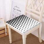 - Frm-2416-Siyah-Beyaz-Iri-Puanli-Fermuarli-Sandalye-Minderi - Realhomes Siyah Beyaz İri Puanlı Fermuarlı Sandalye Minderi Realhomes