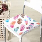 - Frm-2431-Realhomes-Renkli-Kus-Tuyleri-Cizimli-Dijital-Baskili-Modern-Fermuarli-Sandalye-Minderi - Realhomes Realhomes Renkli Kuş Tüyleri Çizimli Dijital Baskılı Modern Fermuarlı Sandalye Minderi Realhomes