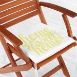 - Frm-2563-Sari-Home-Sweet-Home-Fermuarli-Sandalye-Minderi-1 - Realhomes Sarı Home Sweet Home Fermuarlı Sandalye Minderi Realhomes