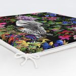 - Frm-3431-Siyah-Zeminde-Amazon-Zebra-Tasarimli-Dijital-Baskili-Fermuarli-Sandalye-Minderi-5 - Realhomes Siyah Zeminde Amazon Zebra Tasarımlı Dijital Baskılı Fermuarlı Sandalye Minderi Realhomes