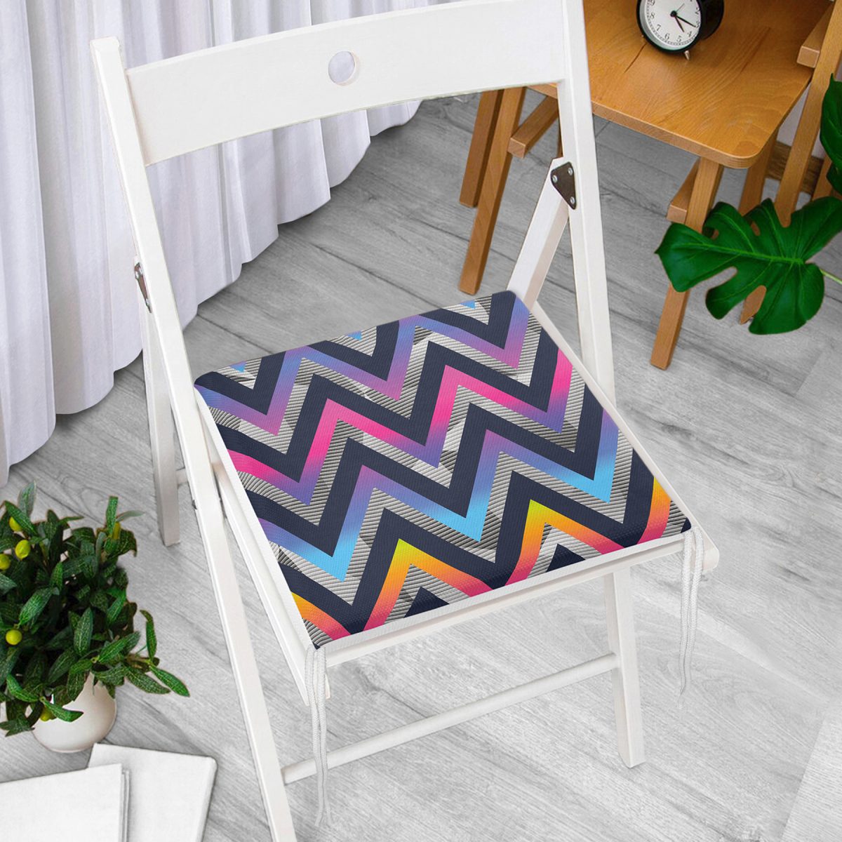 Rengarenk Zikzak Motifli Özel Tasarım Dijital Baskılı Modern Fermuarlı Sandalye Minderi Realhomes