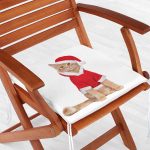 - Frm-5670-Yilbasi-Kiyafetli-Kedi-Desenli-Dijital-Baskili-Modern-Fermuarli-Sandalye-Minderi-1 - Realhomes Yılbaşı Kıyafetli Kedi Desenli Dijital Baskılı Modern Fermuarlı Sandalye Minderi Realhomes