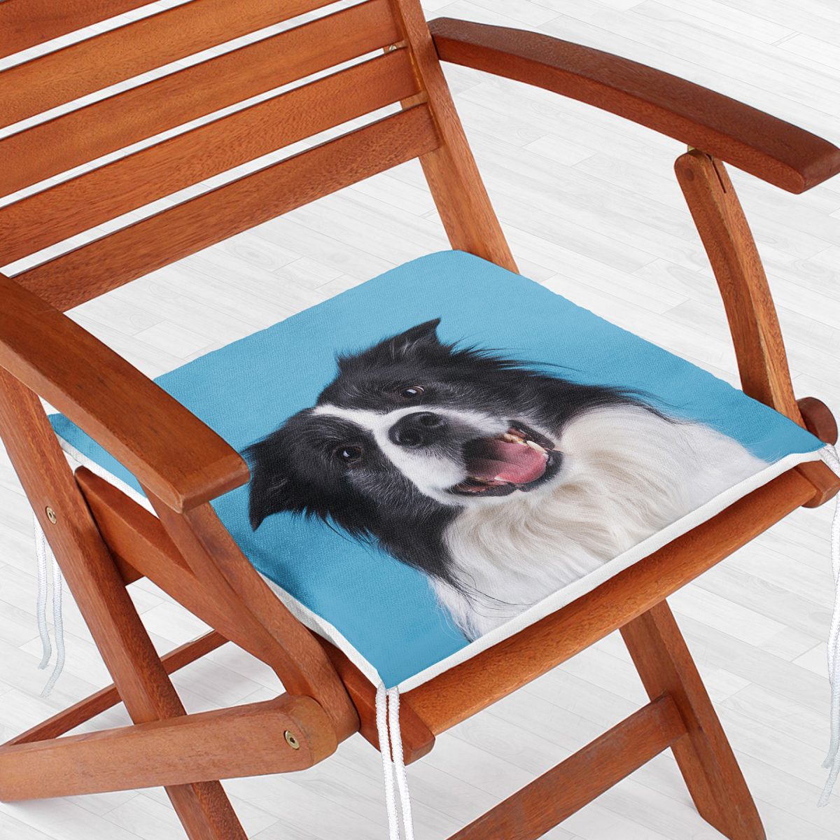 Mavi Zeminde Sevimli Köpek Dijital Baskılı Modern Fermuarlı Sandalye Minderi Realhomes