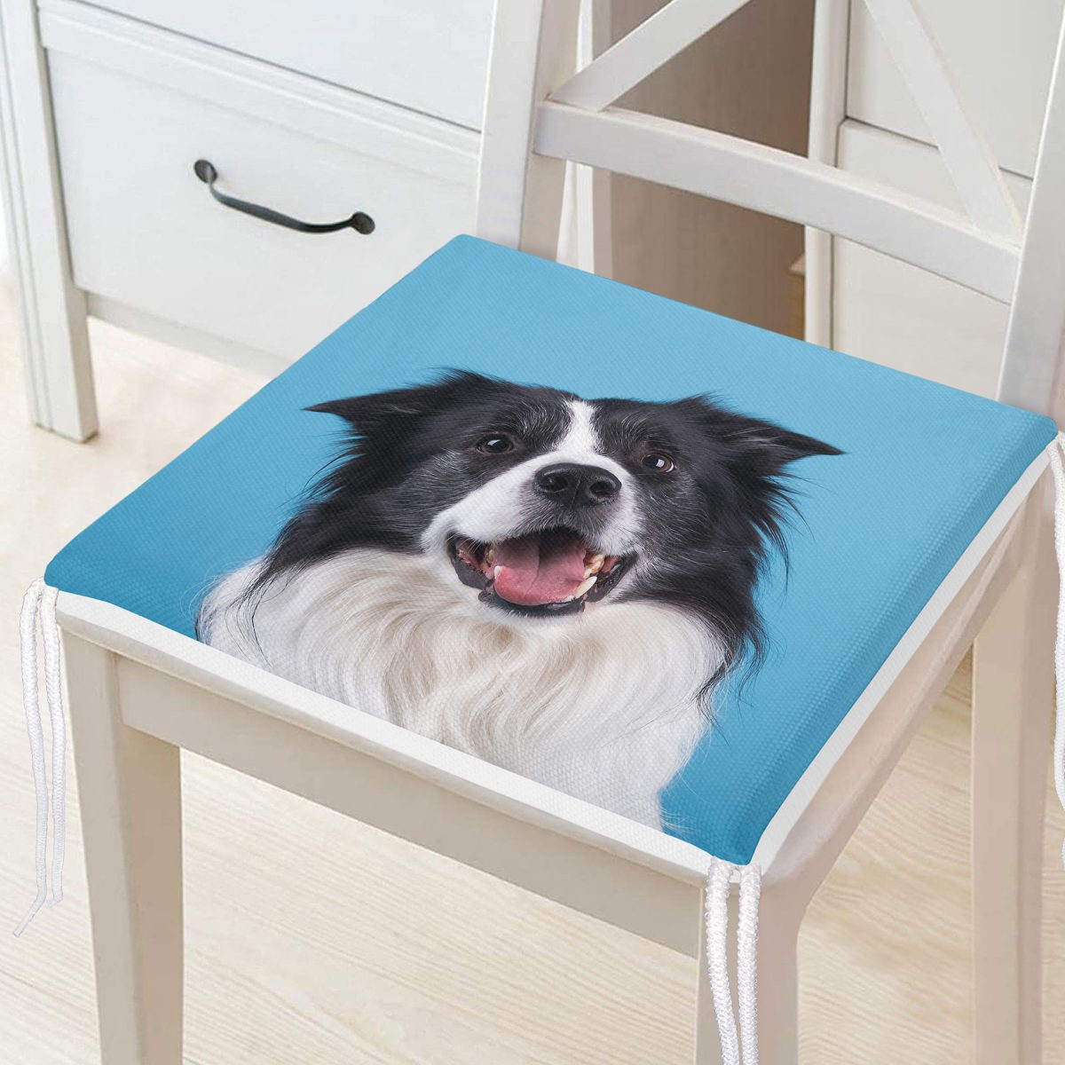 Mavi Zeminde Sevimli Köpek Dijital Baskılı Modern Fermuarlı Sandalye Minderi Realhomes
