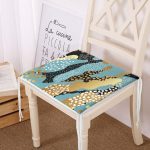 - Frm-7171-Renkli-Zeminde-Gold-Detayli-Dijital-Baskili-Modern-Fermuarli-Sandalye-Minderi - Realhomes Renkli Zeminde Gold Detaylı Dijital Baskılı Modern Fermuarlı Sandalye Minderi Realhomes