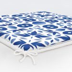 Beyaz Zemin Üzerinde Çini Desenli Dijital Baskılı Modern Fermuarlı Sandalye Minderi Realhomes