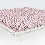 - Frm-7352-Renkli-Zemin-Uzerinde-Siyah-Puantiye-Desenli-Dijital-Baskili-Modern-Fermuarli-Sandalye-Minderi-5 - Realhomes Renkli Zemin Üzerinde Siyah Puantiye Desenli Dijital Baskılı Modern Fermuarlı Sandalye Minderi Realhomes