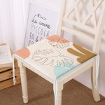 - Frm-7477-Renkli-Zeminli-Onedraw-Cizimli-Yaprak-Desenli-Dijital-Baskili-Modern-Fermuarli-Sandalye-Minderi - Realhomes Renkli Zeminli Onedraw Çizimli Yaprak Desenli Dijital Baskılı Modern Fermuarlı Sandalye Minderi Realhomes