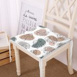 - Frm-7480-Beyaz-Zeminli-Onedraw-Cizimli-Yaprak-Motifli-Dijital-Baskili-Modern-Fermuarli-Sandalye-Minderi - Realhomes Beyaz Zeminli Onedraw Çizimli Yaprak Motifli Dijital Baskılı Modern Fermuarlı Sandalye Minderi Realhomes