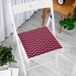 - Frm-7627-Lacivert-Zemin-Uzerinde-Bordo-Renkli-Geometrik-Cizimli-Dijital-Baskili-Modern-Fermuarli-Sandalye-Minderi-2 - Realhomes Lacivert Zemin Üzerinde Bordo Renkli Geometrik Çizimli Dijital Baskılı Modern Fermuarlı Sandalye Minderi Realhomes