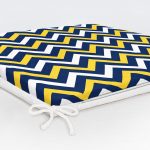 - Frm-7635-Beyaz-Zemin-Uzerinde-Renkli-Geometrik-Desenli-Dijital-Baskili-Modern-Fermuarli-Sandalye-Minderi-5 - Realhomes Beyaz Zemin Üzerinde Renkli Geometrik Desenli Dijital Baskılı Modern Fermuarlı Sandalye Minderi Realhomes