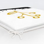 Beyaz Zeminde Gold Renkli Onedraw Çizimli Çiçek Desenli Dijital Baskılı Modern Fermuarlı Sandalye Minderi Realhomes