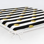 - Frm-7698-Beyaz-Zemin-Uzerinde-Gold-Detayli-Puantiye-Dijital-Baskili-Modern-Fermuarli-Sandalye-Minderi-5 - Realhomes Beyaz Zemin Üzerinde Gold Detaylı Puantiye Dijital Baskılı Modern Fermuarlı Sandalye Minderi Realhomes