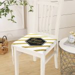 - Frm-7701-Beyaz-Zemin-Uzerinde-Gold-Detayli-Happy-Holidays-Yazili-Dijital-Baskili-Modern-Fermuarli-Sandalye-Minderi-3 - Realhomes Beyaz Zemin Üzerinde Gold Detaylı Happy Holidays Yazılı Dijital Baskılı Modern Fermuarlı Sandalye Minderi Realhomes