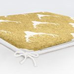 - Frm-7706-Gold-Zemin-Uzerinde-Geyik-Desenli-Dijital-Baskili-Modern-Fermuarli-Sandalye-Minderi-5 - Realhomes Gold Zemin Üzerinde Geyik Desenli Dijital Baskılı Modern Fermuarlı Sandalye Minderi Realhomes