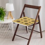 - Frm-7707-Gold-Zemin-Uzerinde-Siyah-Renkli-Kar-tanesi-Desenli-Dijital-Baskili-Modern-Fermuarli-Sandalye-Minderi-3 - Realhomes Gold Zemin Üzerinde Siyah Renkli Kar tanesi Desenli Dijital Baskılı Modern Fermuarlı Sandalye Minderi Realhomes