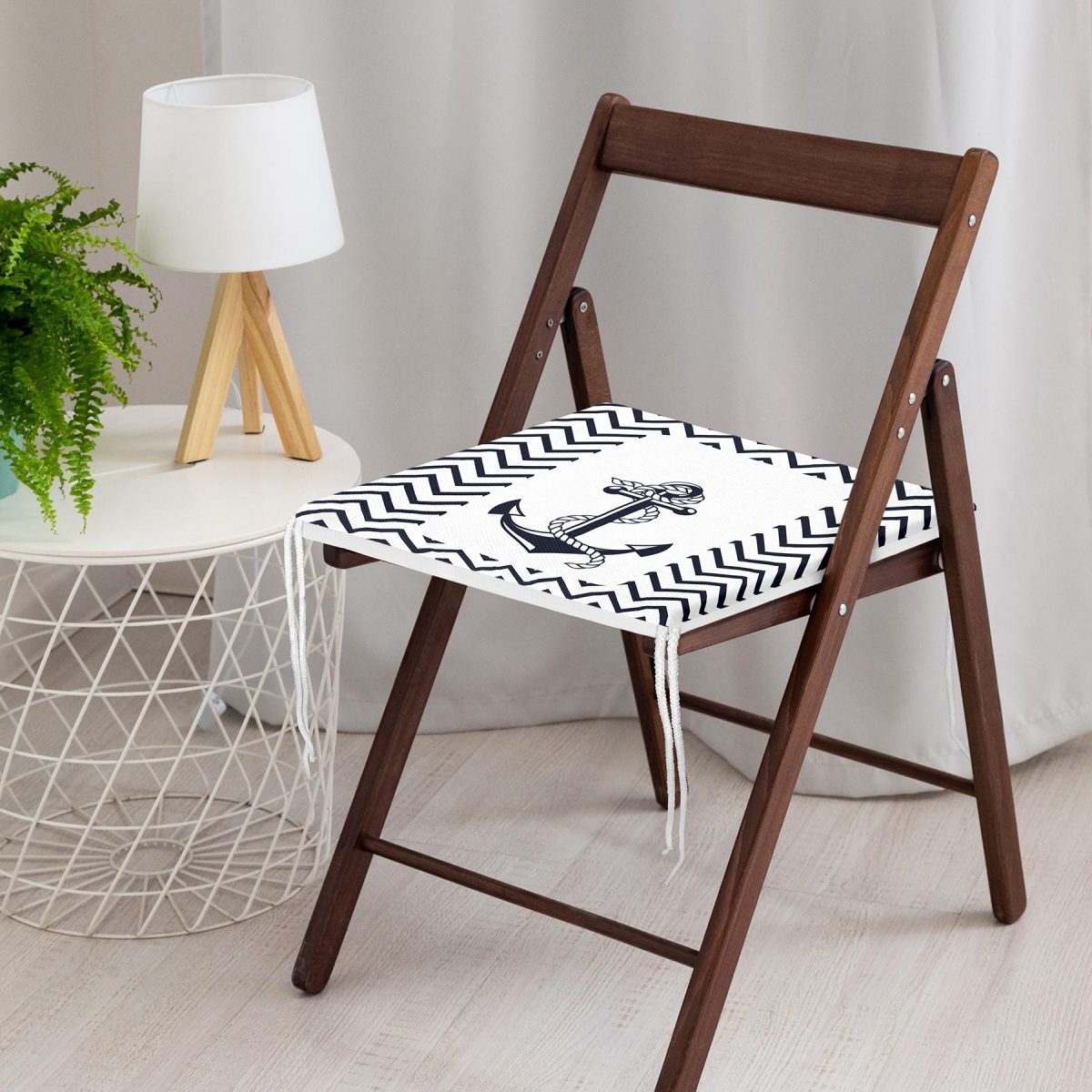 Beyaz Zemin Üzerinde Geometrik Çizimli Çapa Desenli Dijital Baskılı Modern Fermuarlı Sandalye Minderi Realhomes