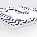 - Frm-7728-Beyaz-Zemin-Uzerinde-Geometrik-Cizimli-Capa-Desenli-Dijital-Baskili-Modern-Fermuarli-Sandalye-Minderi-5 - Realhomes  Beyaz Zemin Üzerinde Geometrik Çizimli Çapa Desenli Dijital Baskılı Modern Fermuarlı Sandalye Minderi Realhomes