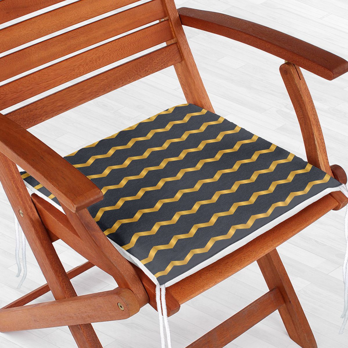 Renkli Zemin Üzerinde Gold Renkli Modern Zikzak Desenli Dijital Baskılı Modern Fermuarlı Sandalye Minderi Realhomes