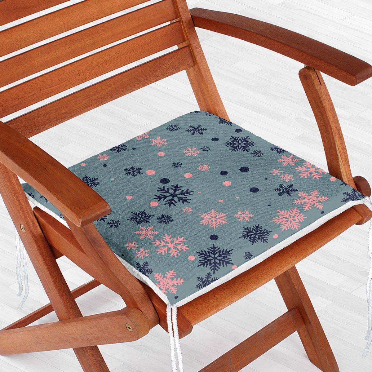 Renkli Zemin Üzerinde Kar tanesi Desenli Dijital Baskılı Modern Fermuarlı Sandalye Minderi Realhomes