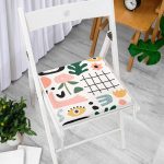 Beyaz Zemin Üzerinde Geometrik Desenli Dijital Baskılı Modern Fermuarlı Sandalye Minderi Realhomes