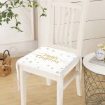 Beyaz Zeminde Gold Detaylı Kar Taneli Merry Christmas Yazılı Dijital Baskılı Modern Fermuarlı Sandalye Minderi Realhomes