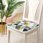 - Frm-8226-Pastel-Zemin-Uzerinde-Gold-Detayli-Geometrik-Desenli-Dijital-Baskili-Modern-Fermuarli-Sandalye-Minderi-3 - Realhomes Pastel Zemin Üzerinde Gold Detaylı Geometrik Desenli Dijital Baskılı Modern Fermuarlı Sandalye Minderi Realhomes