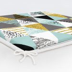 - Frm-8226-Pastel-Zemin-Uzerinde-Gold-Detayli-Geometrik-Desenli-Dijital-Baskili-Modern-Fermuarli-Sandalye-Minderi-5 - Realhomes Pastel Zemin Üzerinde Gold Detaylı Geometrik Desenli Dijital Baskılı Modern Fermuarlı Sandalye Minderi Realhomes