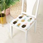 Beyaz Zemin Üzerinde Gold Detaylı Ananas Desenli Dijital Baskılı Modern Fermuarlı Sandalye Minderi Realhomes