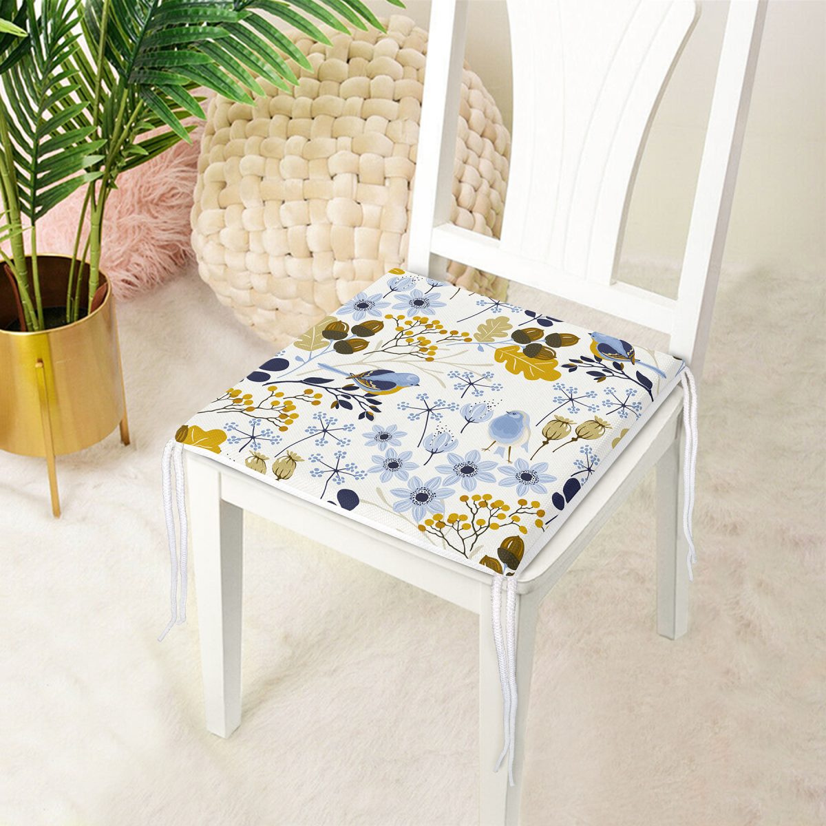 Beyaz Zemin Üzerinde Renkli Çiçek Desenli Dijital Baskılı Modern Fermuarlı Sandalye Minderi Realhomes