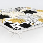 - Frm-8454-Beyaz-Zeminde-Gold-Detayli-Sonbahar-Yaprak-Desenli-Dijital-Baskili-Modern-Fermuarli-Sandalye-Minderi-5 - Realhomes Beyaz Zeminde Gold Detaylı Sonbahar Yaprak Desenli Dijital Baskılı Modern Fermuarlı Sandalye Minderi Realhomes