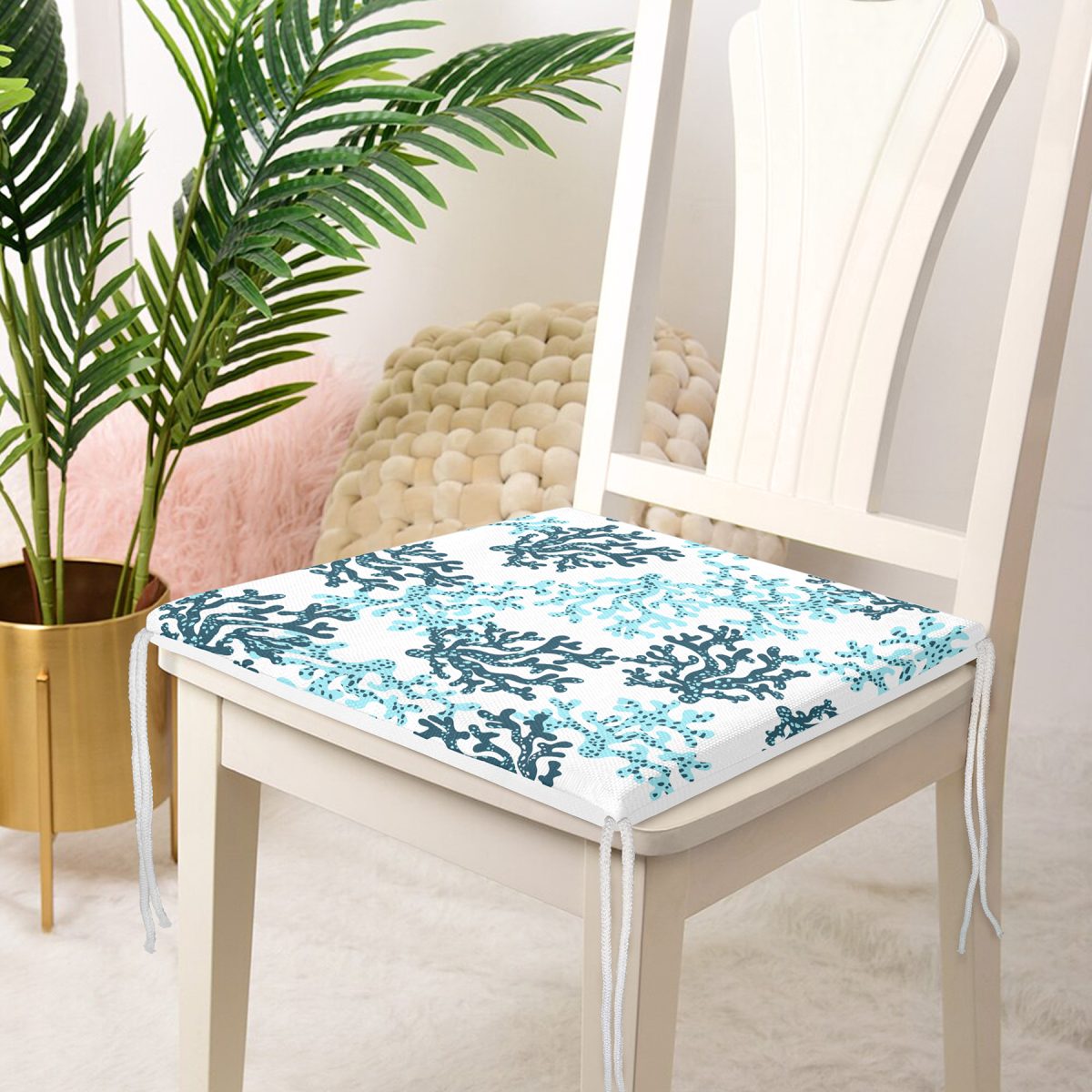Beyaz Zemin Üzerinde Renkli Deniz Otu Desenli Dijital Baskılı Modern Fermuarlı Sandalye Minderi Realhomes