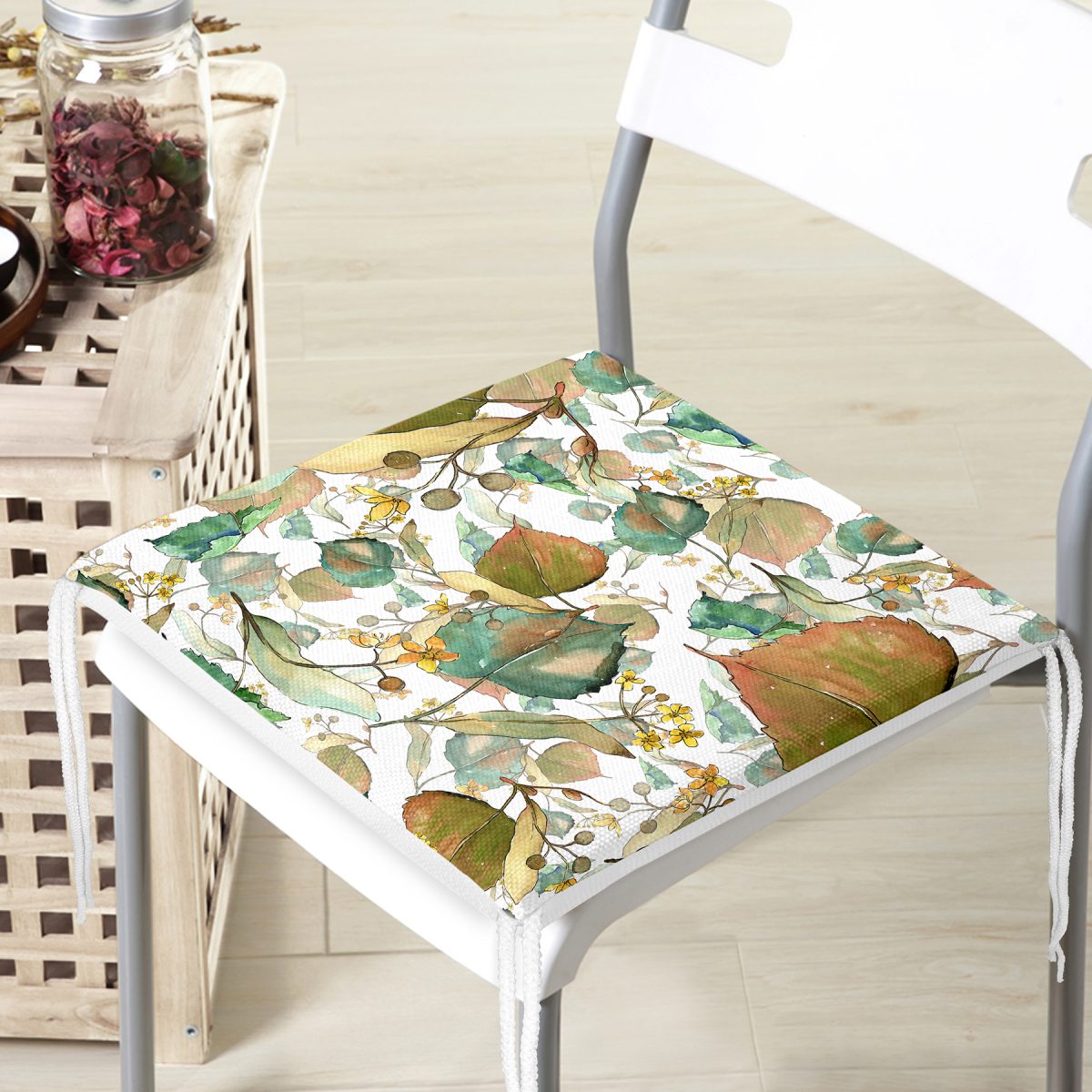 Beyaz Zemin Üzerinde Sonbahar Yaprak Desenli Dijital Baskılı Modern Fermuarlı Sandalye Minderi Realhomes