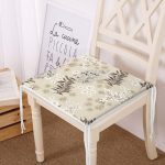 - Frm-8579-Pastel-Zemin-Uzerinde-Renkli-Yaprak-Desenli-Dijital-Baskili-Modern-Fermuarli-Sandalye-Minderi - Realhomes Pastel Zemin Üzerinde Renkli Yaprak Desenli Dijital Baskılı Modern Fermuarlı Sandalye Minderi Realhomes