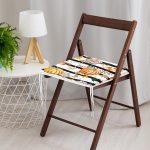 - Frm-8598-Beyaz-Zemin-Uzerinde-Siyah-Cizgili-Bal-Kabagi-Desenli-Dijital-Baskili-Modern-Fermuarli-Sandalye-Minderi-3 - Realhomes Beyaz Zemin Üzerinde Siyah Çizgili Bal Kabağı Desenli Dijital Baskılı Modern Fermuarlı Sandalye Minderi Realhomes