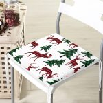 - Frm-8646-Beyaz-Zemin-Uzerinde-Cam-Agacli-Ekoseli-Geyik-Motifli-Dijital-Baskili-Modern-Fermuarli-Sandalye-Minderi-3 - Realhomes Beyaz Zemin Üzerinde Çam Ağaçlı Ekoseli Geyik Motifli Dijital Baskılı Modern Fermuarlı Sandalye Minderi Realhomes