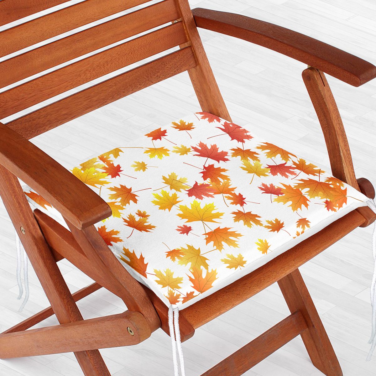 Beyaz Zemin Üzerinde Sonbahar Yaprak Desenli Dijital Baskılı Modern Fermuarlı Sandalye Minderi Realhomes