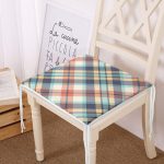 - Frm-8704-Renkli-Zemin-Uzerinde-Pastel-Renkli-Ekose-Desenli-Dijital-Baskili-Modern-Fermuarli-Sandalye-Minderi - Realhomes Renkli Zemin Üzerinde Pastel Renkli Ekose Desenli Dijital Baskılı Modern Fermuarlı Sandalye Minderi Realhomes