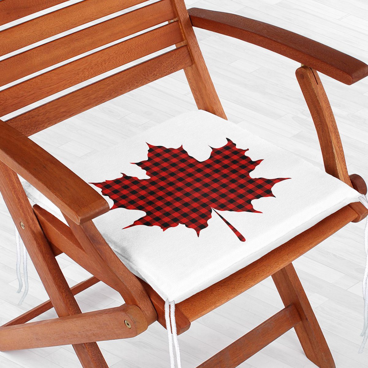 Beyaz Zemin Üzerinde Ekose Desenli Yaprak Dijital Baskılı Modern Fermuarlı Sandalye Minderi Realhomes