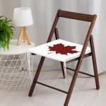 - Frm-8715-Beyaz-Zemin-Uzerinde-Ekose-Desenli-Yaprak-Dijital-Baskili-Modern-Fermuarli-Sandalye-Minderi-2 - Realhomes Beyaz Zemin Üzerinde Ekose Desenli Yaprak Dijital Baskılı Modern Fermuarlı Sandalye Minderi Realhomes