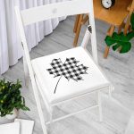 - Frm-8734-Beyaz-Zemin-Uzerinde-Siyah-Gri-Ekose-Desenli-Dijital-Baskili-Modern-Fermuarli-Sandalye-Minderi-2 - Realhomes Beyaz Zemin Üzerinde Siyah Gri Ekose Desenli Dijital Baskılı Modern Fermuarlı Sandalye Minderi Realhomes