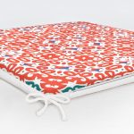 Beyaz Zemin Üzerinde Çini Desenli Dijital Baskılı Modern Fermuarlı Sandalye Minderi Realhomes